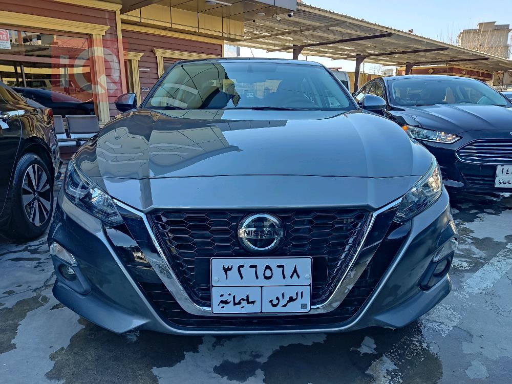 نیسان ئەلتیما